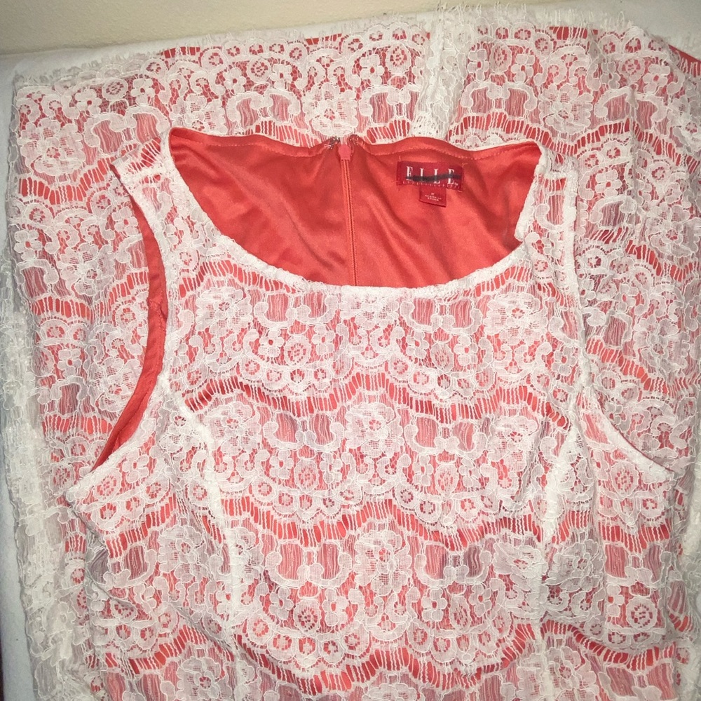 Elle Dress size 2 peach color no tags but never used